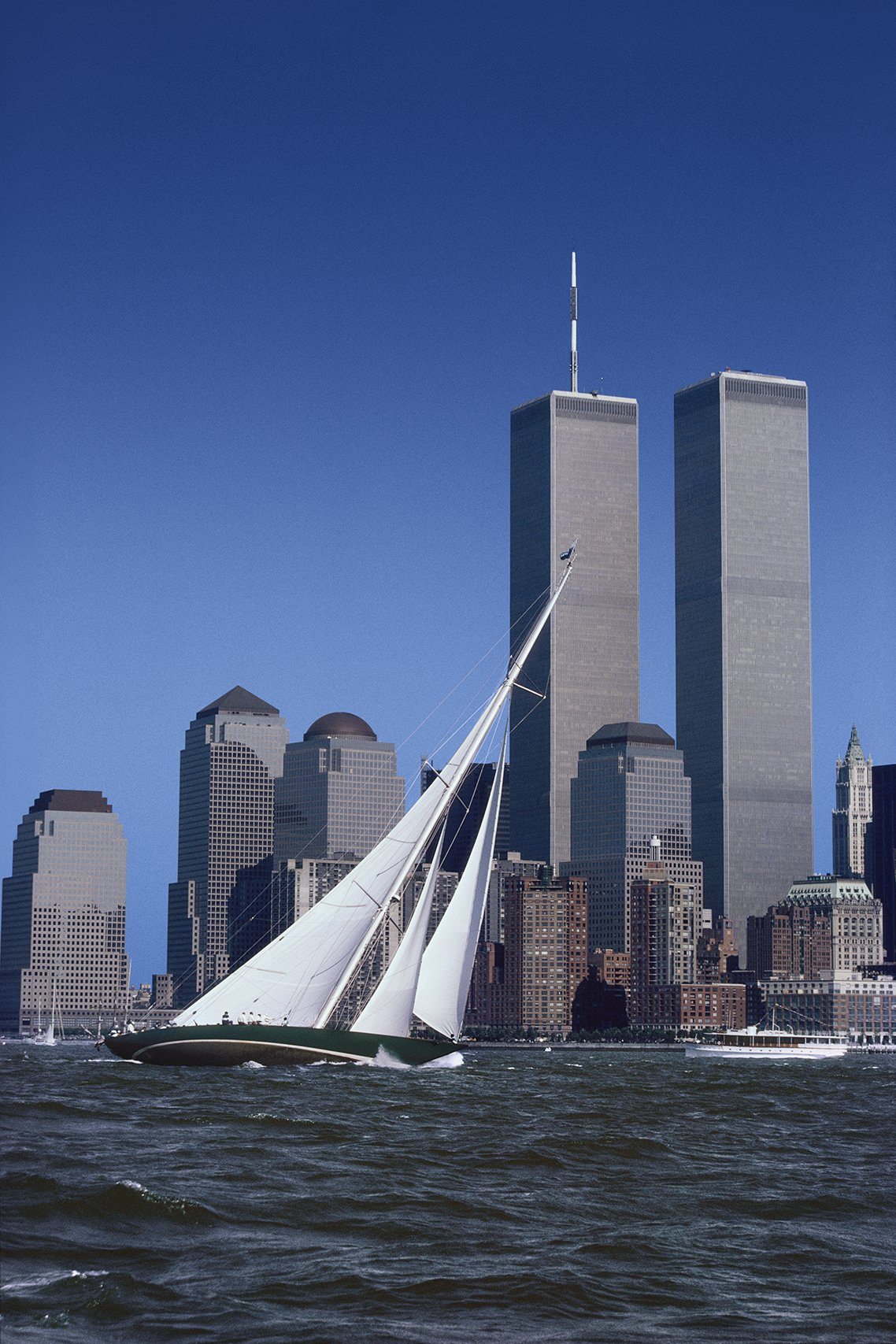 https://www.ultimatesailing.com/cdn/shop/products/towering-legends-collection-shamrock-ultimate-sailing-16-x-24-no-frame-441553.jpg?v=1631150949